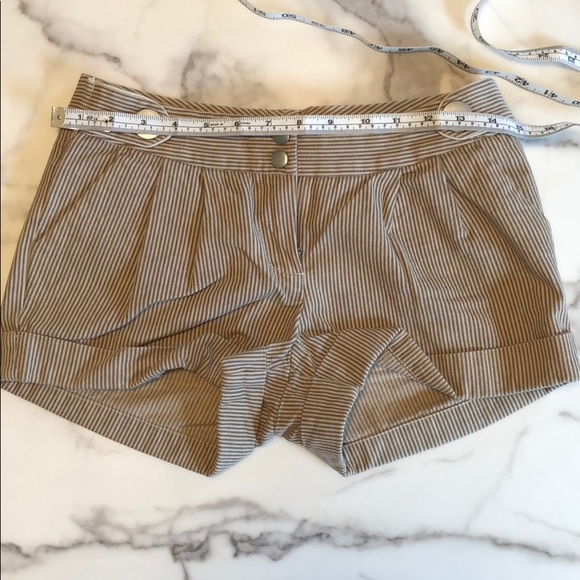 Kensie Shorts, Size 3 - Picture 6 of 6